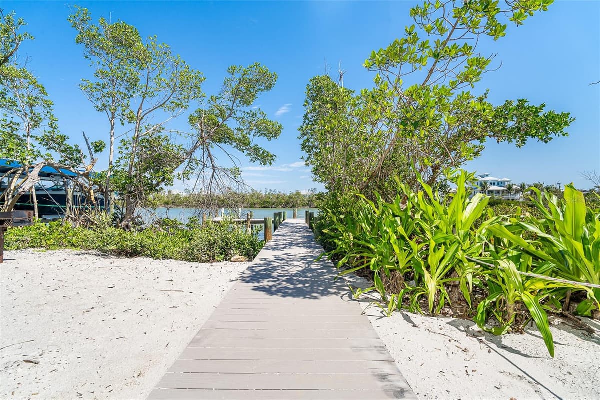 360 GULF BOULEVARD — photo 41 of 64