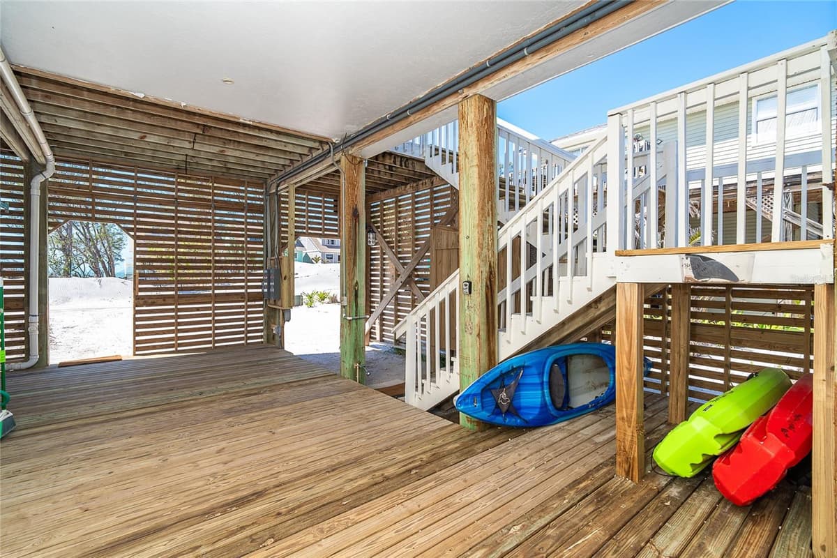 360 GULF BOULEVARD — photo 29 of 64