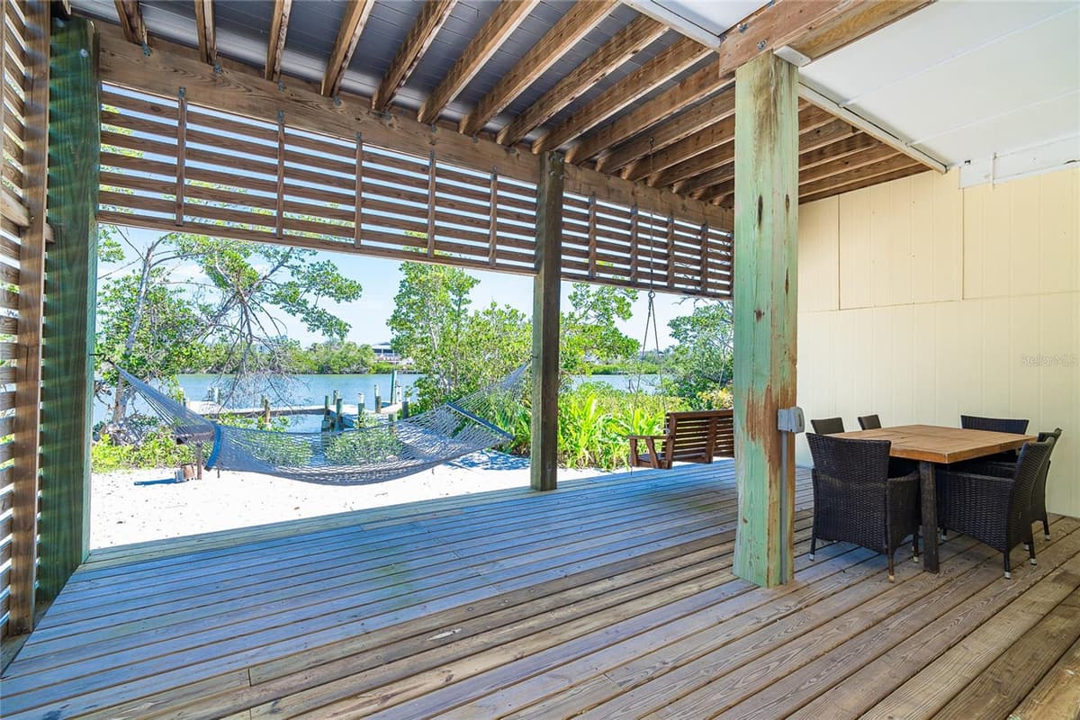 360 GULF BOULEVARD — photo 32 of 64