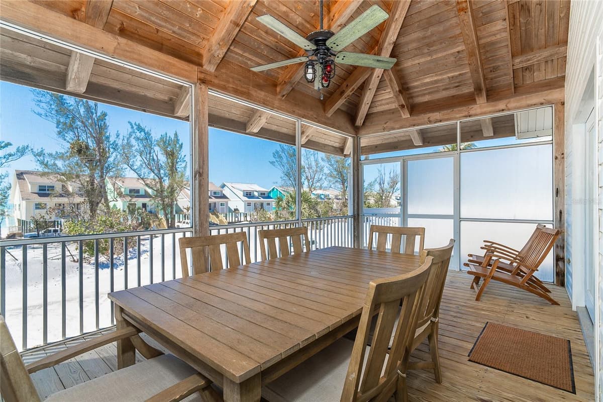 360 GULF BOULEVARD — photo 5 of 64