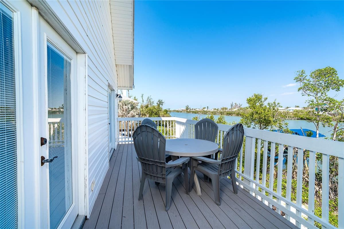 360 GULF BOULEVARD — photo 25 of 64