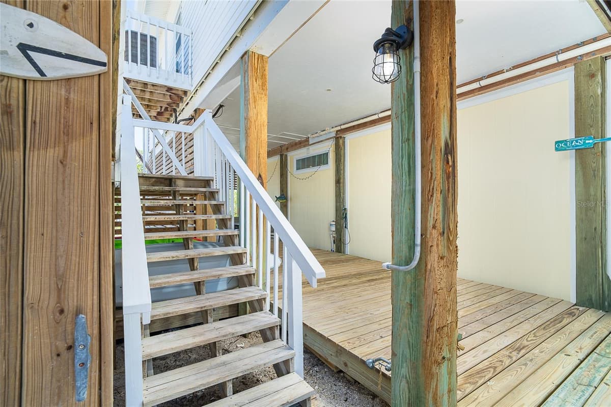 360 GULF BOULEVARD — photo 3 of 64