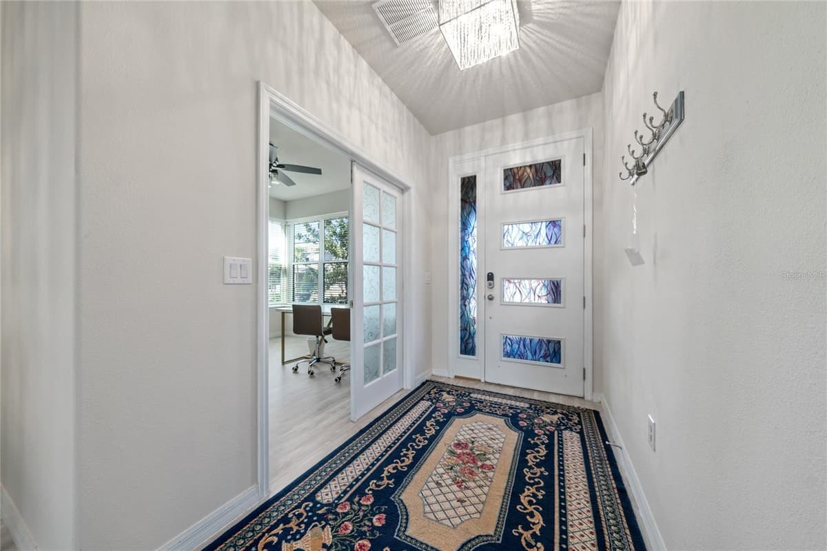 3018 JARDIN STREET — photo 8 of 44