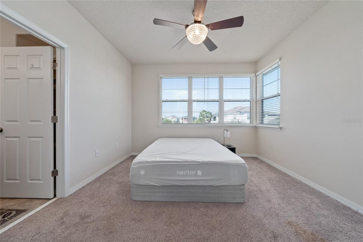 3018 JARDIN STREET — photo 19 of 44