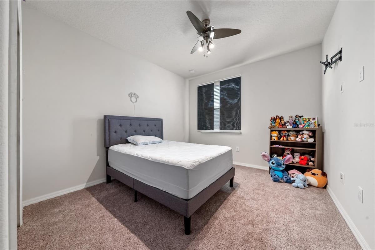 3018 JARDIN STREET — photo 23 of 44