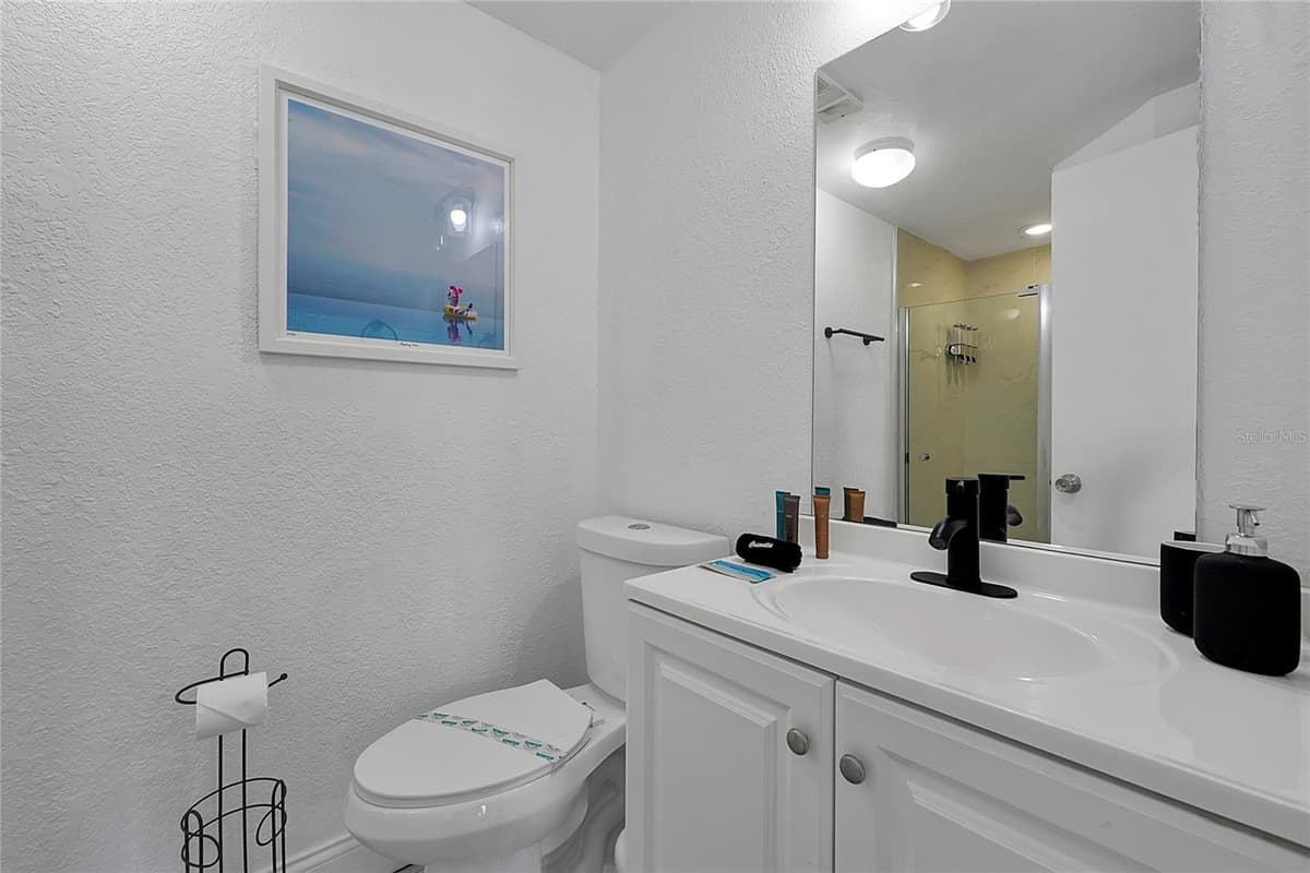 6165 CARRIER DRIVE — photo 20 of 39