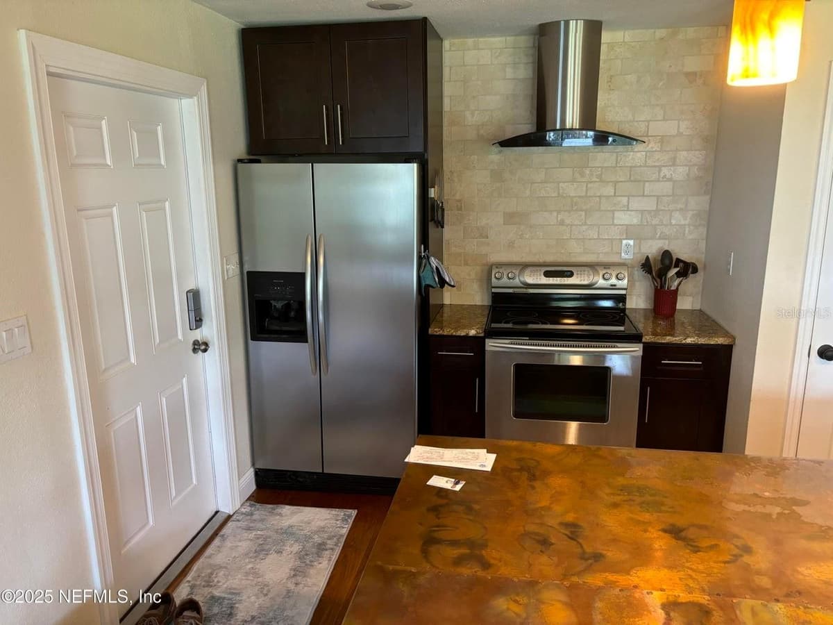 6001 BIRD ISLAND DRIVE — photo 15 of 52