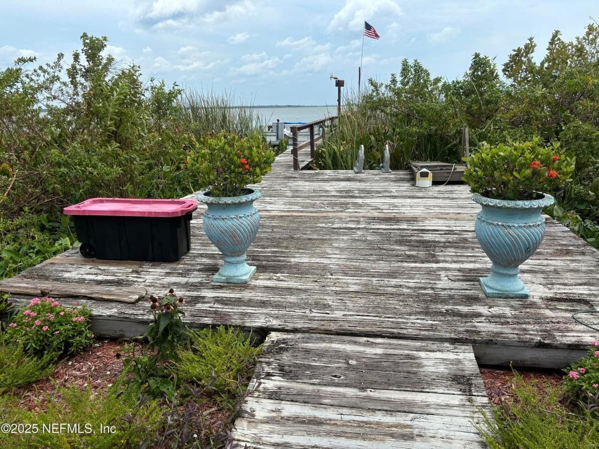 6001 BIRD ISLAND DRIVE — photo 35 of 52