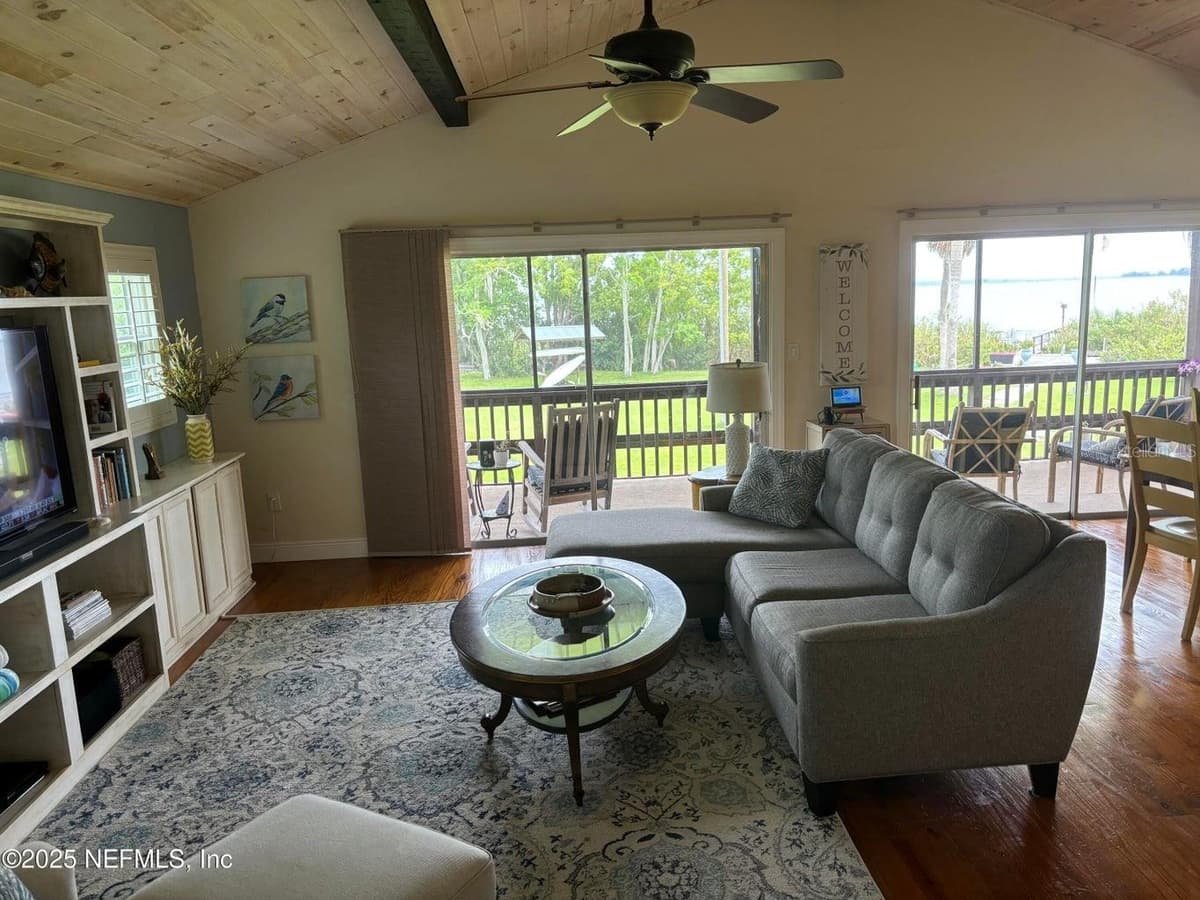 6001 BIRD ISLAND DRIVE — photo 11 of 52