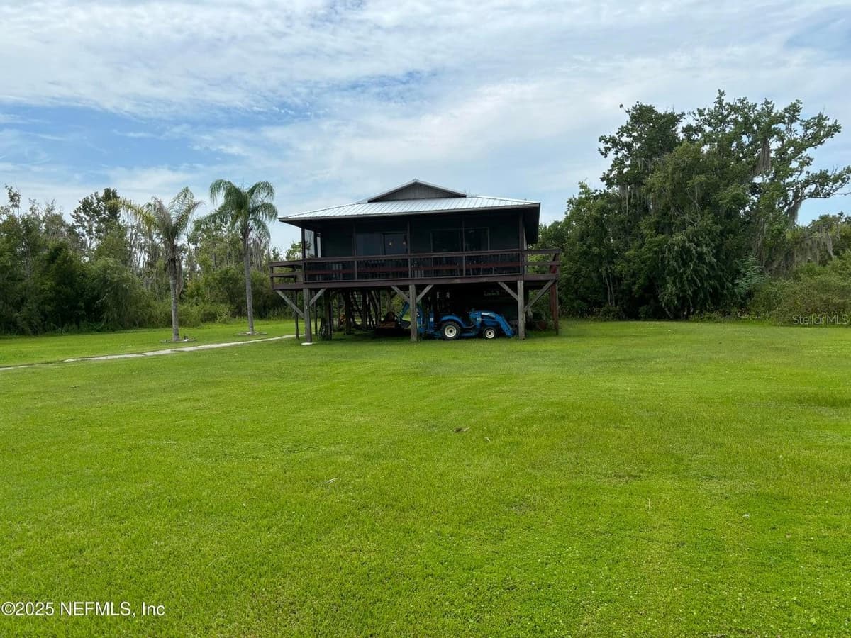 6001 BIRD ISLAND DRIVE — photo 10 of 52