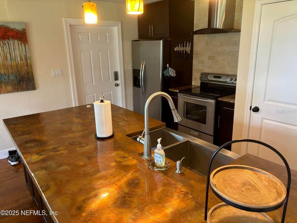 6001 BIRD ISLAND DRIVE — photo 14 of 52