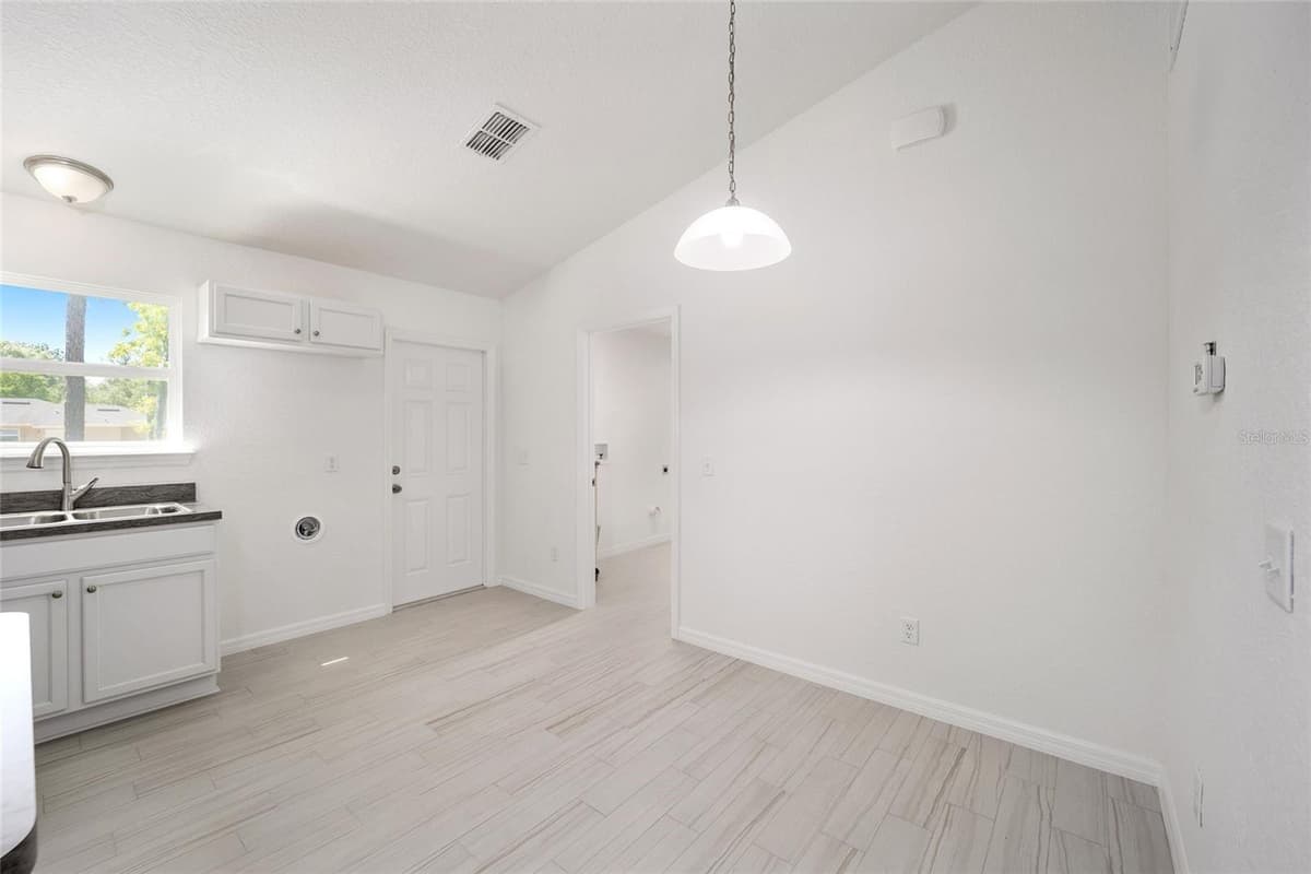 24146 FOXGLOVE LANE — photo 6 of 22
