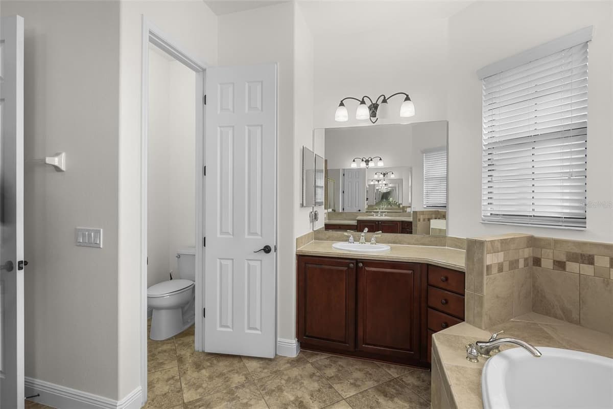 619 TAPATIO LANE — photo 9 of 36