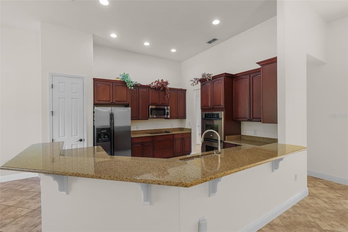 619 TAPATIO LANE — photo 17 of 36
