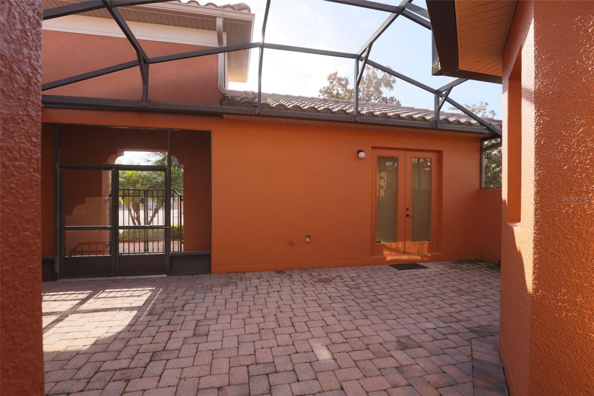 619 TAPATIO LANE — photo 4 of 36