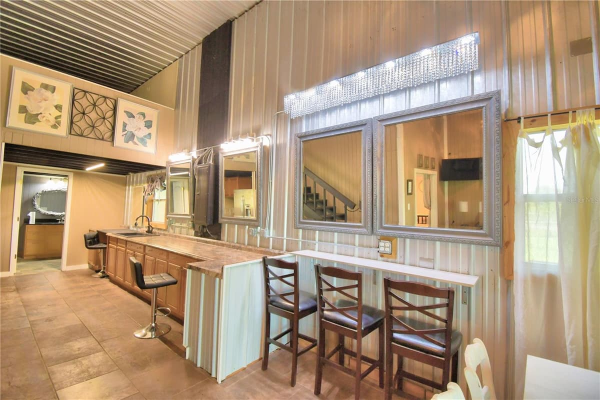 5713 LUCERNE PARK ROAD — photo 15 of 63