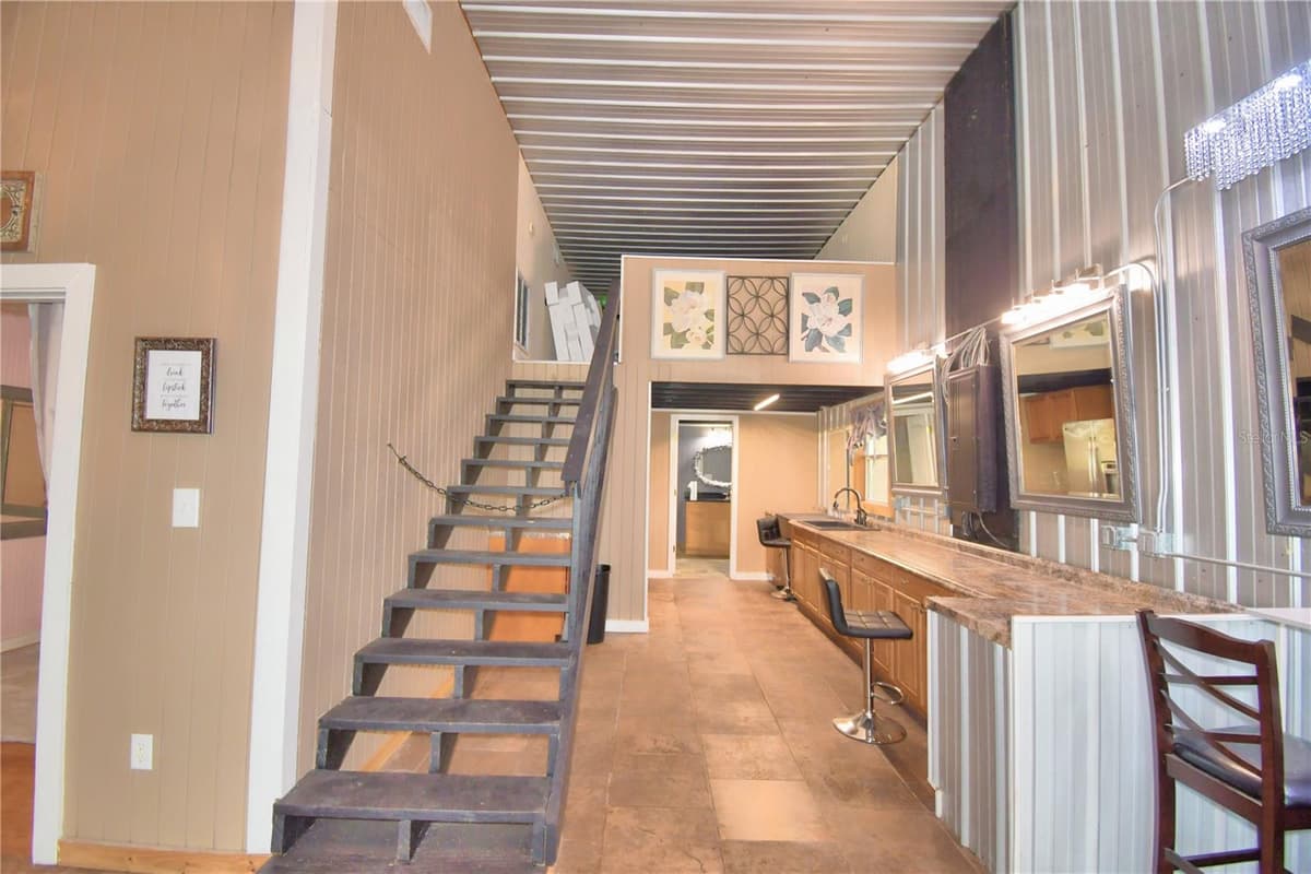5713 LUCERNE PARK ROAD — photo 16 of 63