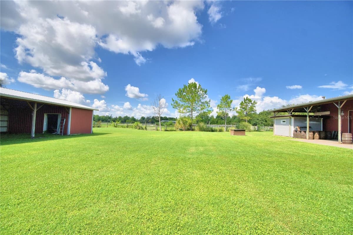 5713 LUCERNE PARK ROAD — photo 13 of 63