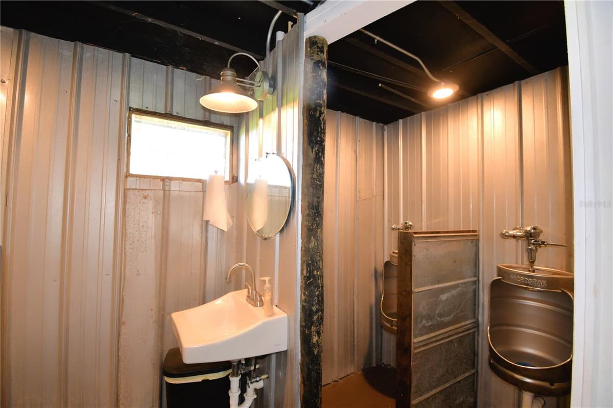 5713 LUCERNE PARK ROAD — photo 34 of 63