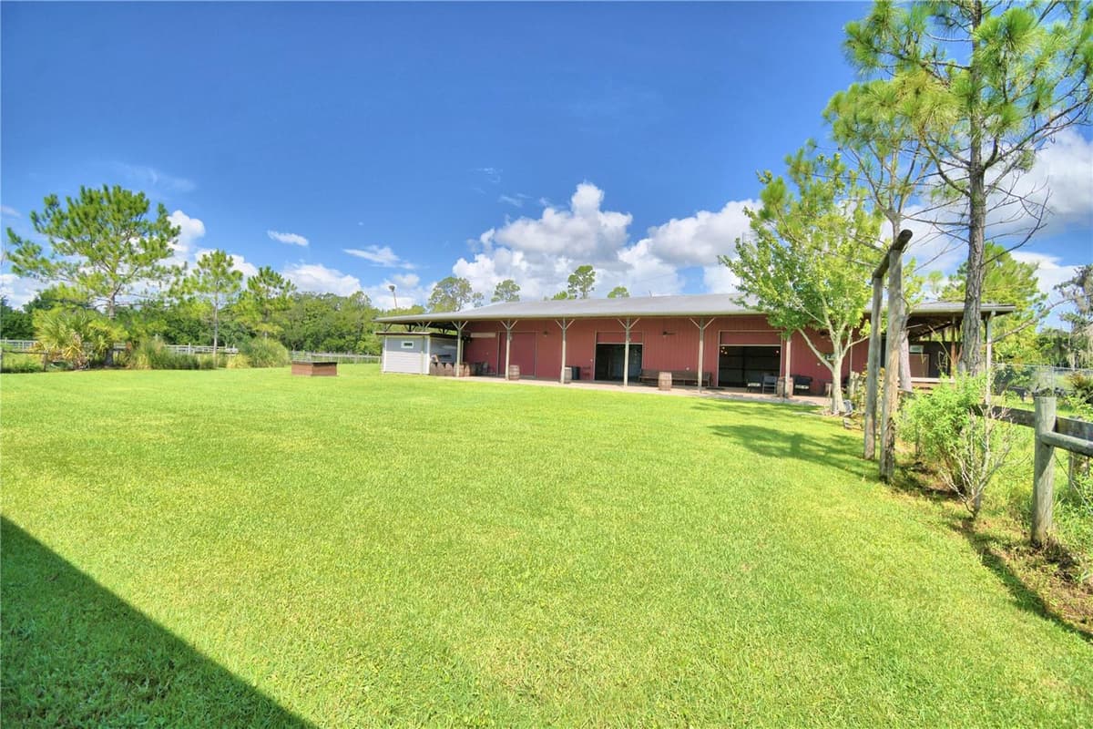5713 LUCERNE PARK ROAD — photo 12 of 63