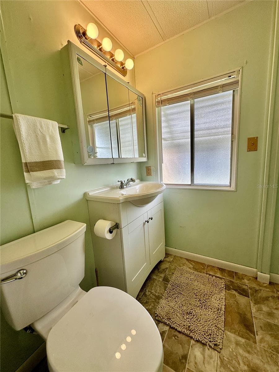 114 JANA CIRCLE — photo 15 of 37