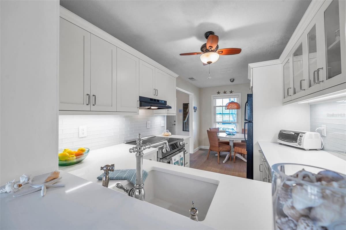 4766 SNOOK DRIVE — photo 6 of 54