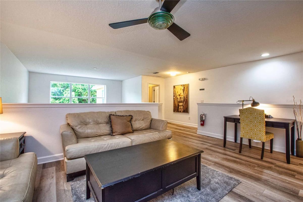 8945 CUBAN PALM ROAD — photo 15 of 50