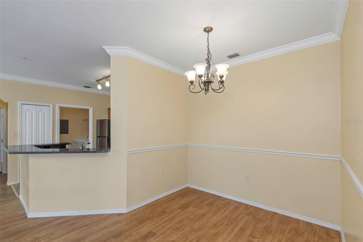2730 VIA TIVOLI — photo 14 of 87