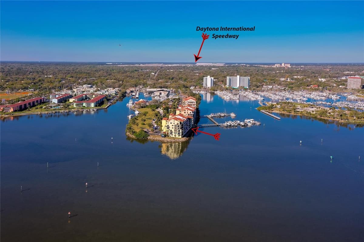 732 MARINA POINT DRIVE — photo 11 of 60