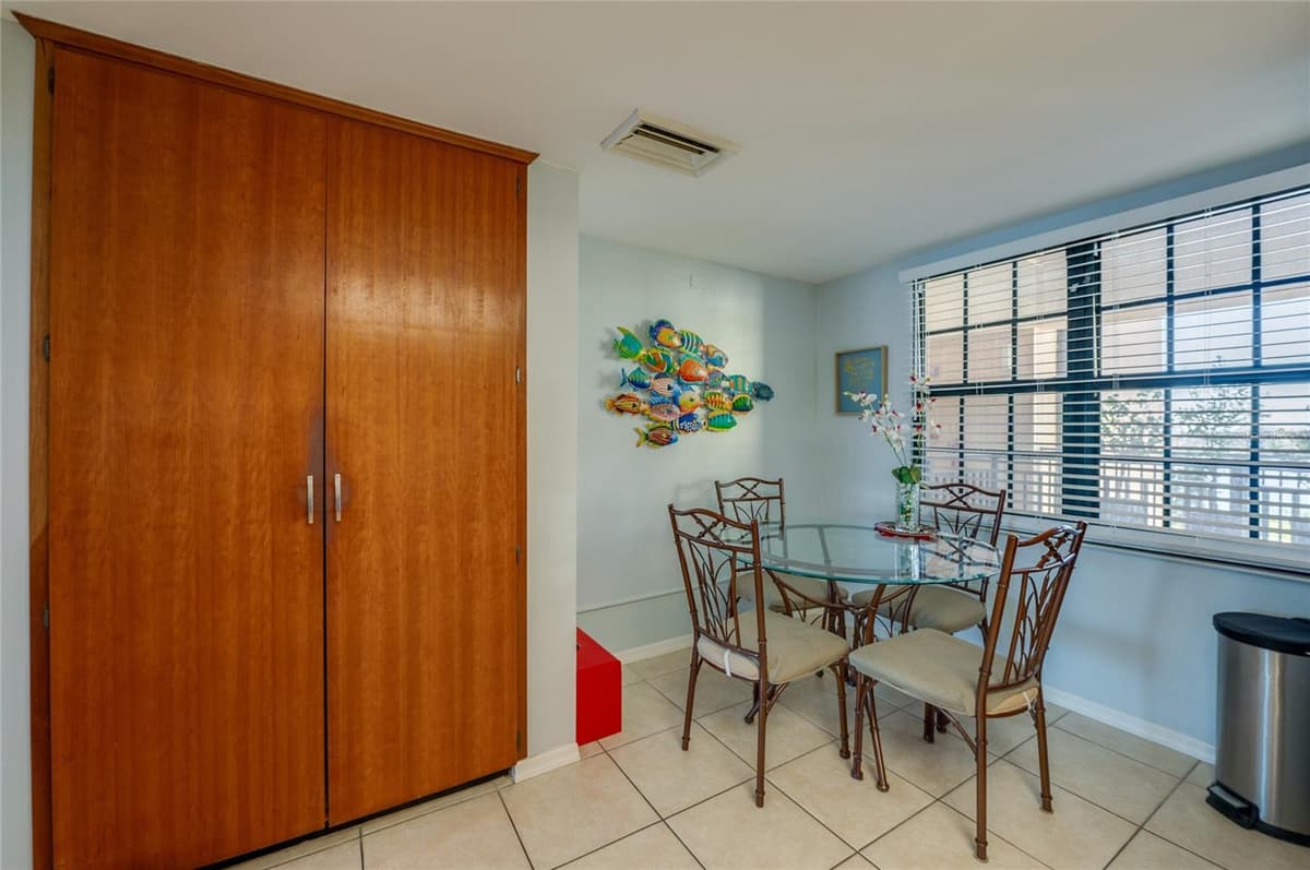 732 MARINA POINT DRIVE — photo 34 of 60