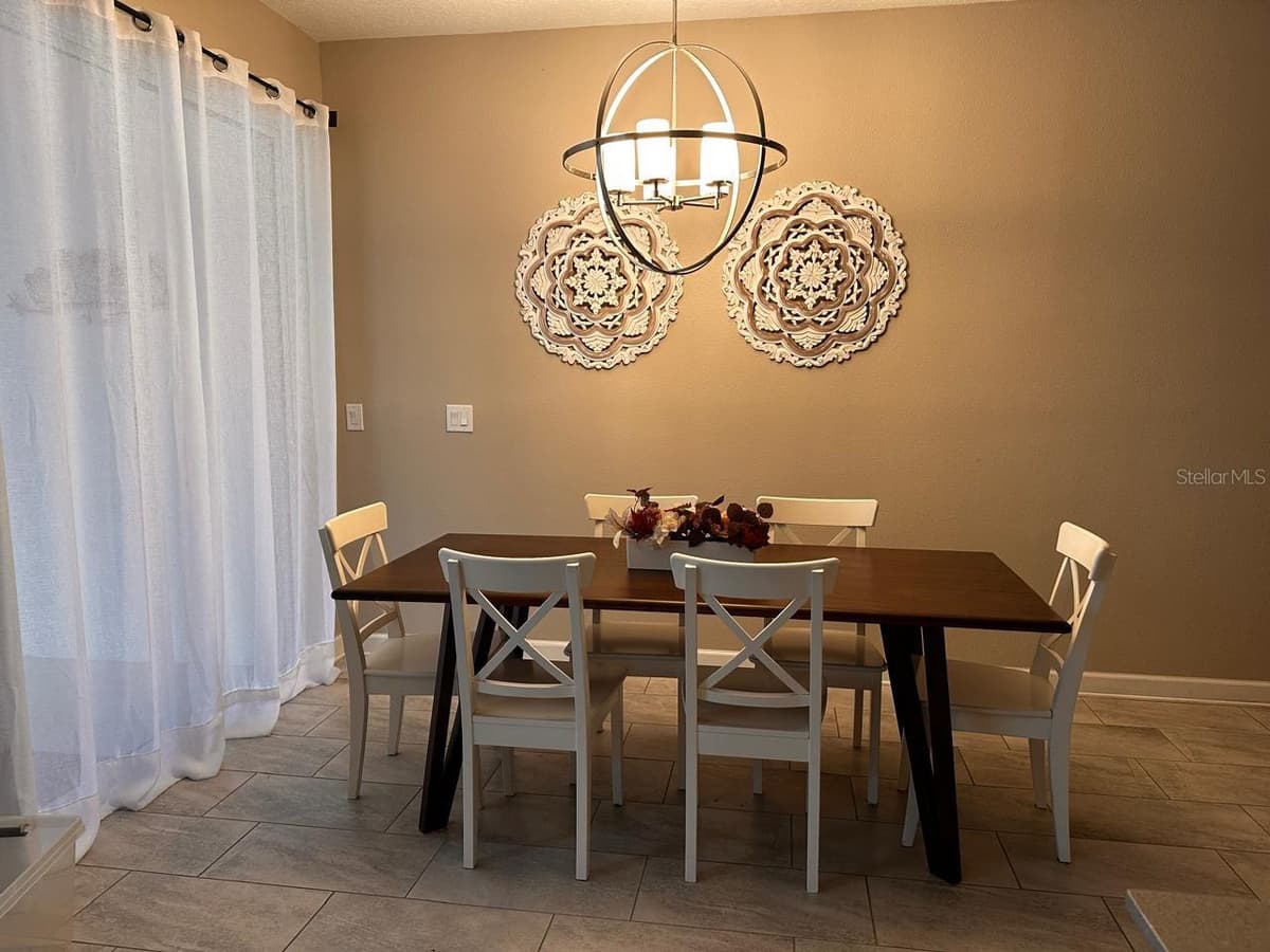 4949 WINDERMERE AVENUE — photo 5 of 24
