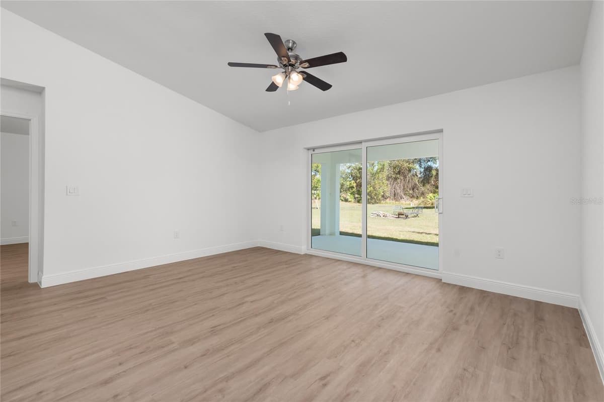 111 SWAN DRIVE — photo 11 of 13