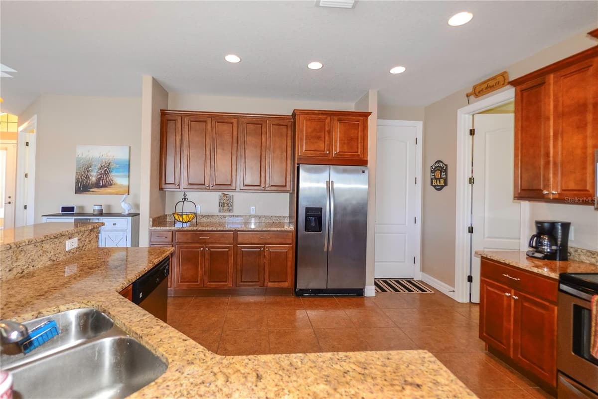 3606 WHIPPOORWILL BOULEVARD — photo 13 of 55