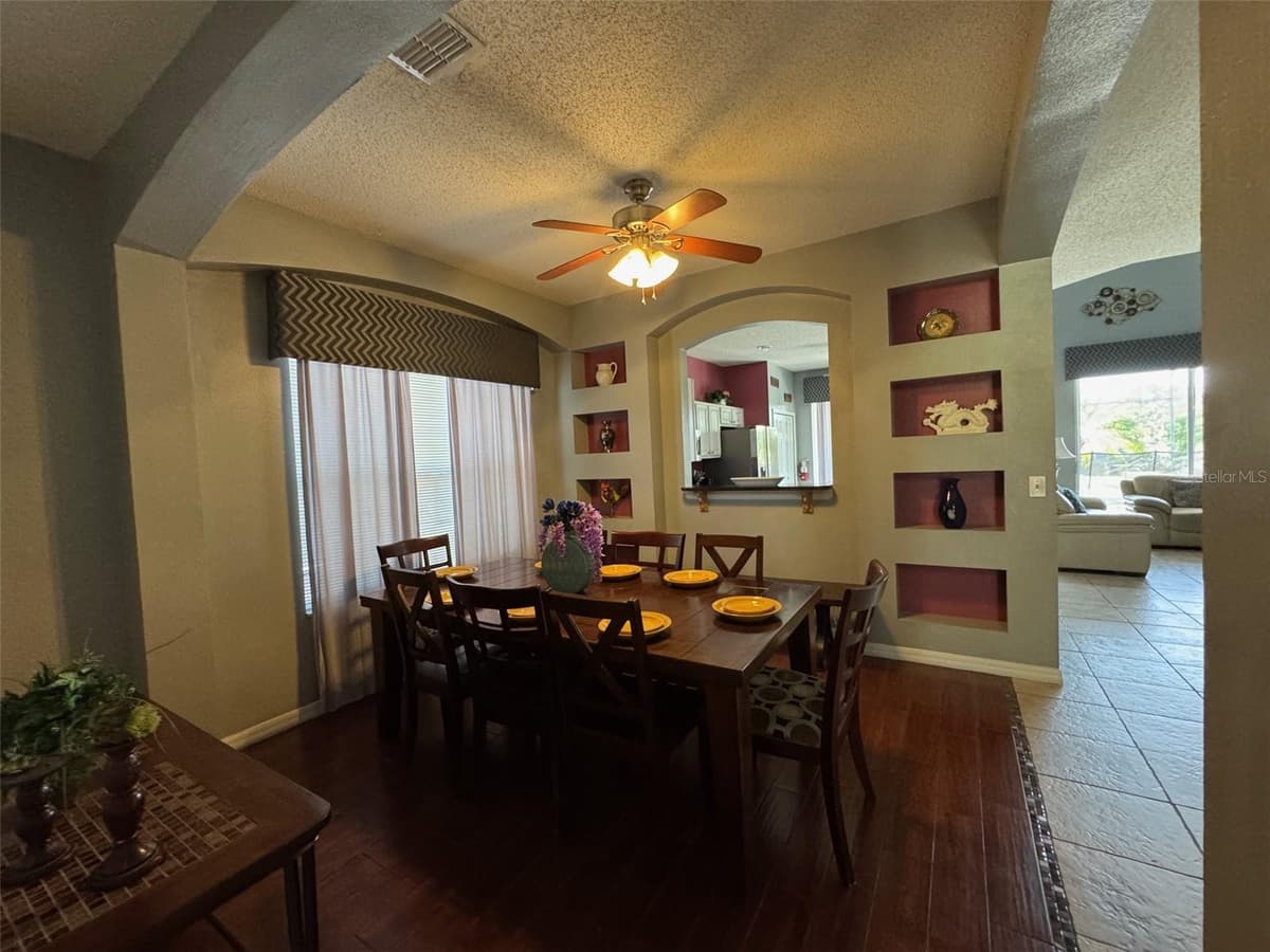 2677 EMERALD ISLAND BOULEVARD — photo 4 of 27