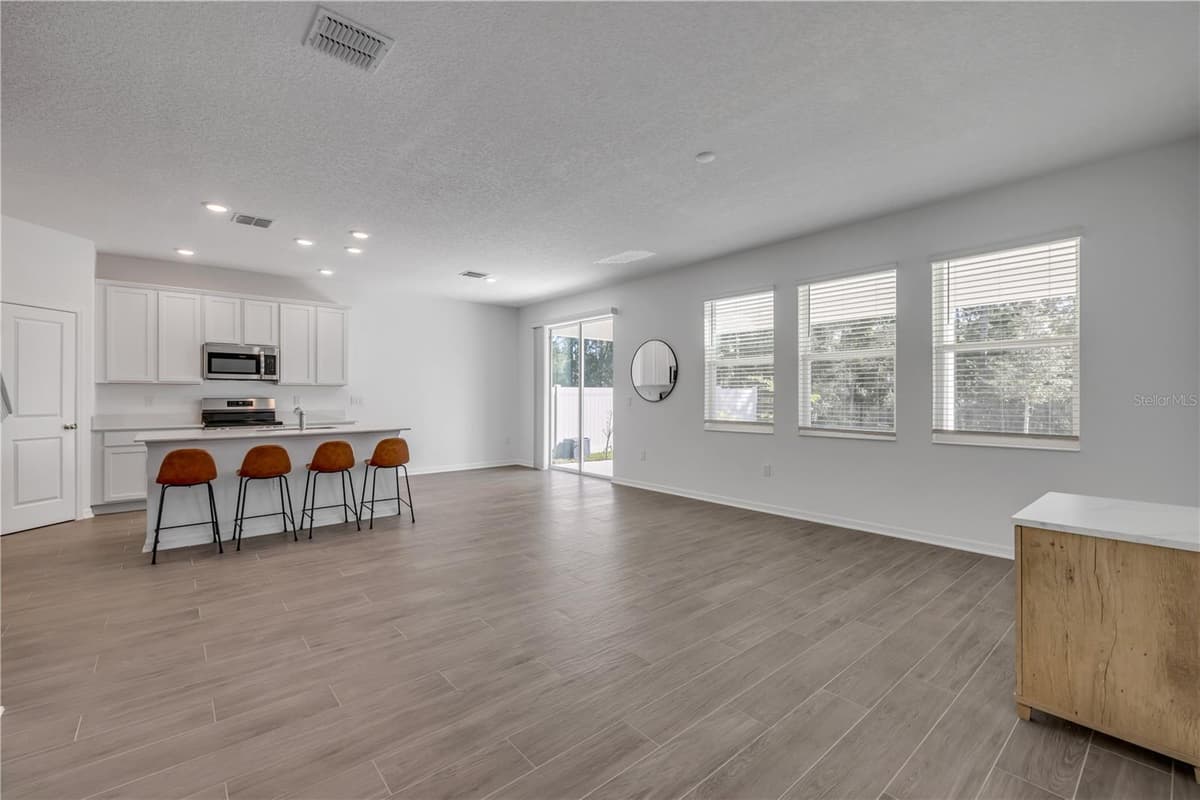 3975 WILLOWBROOK DRIVE — photo 32 of 79