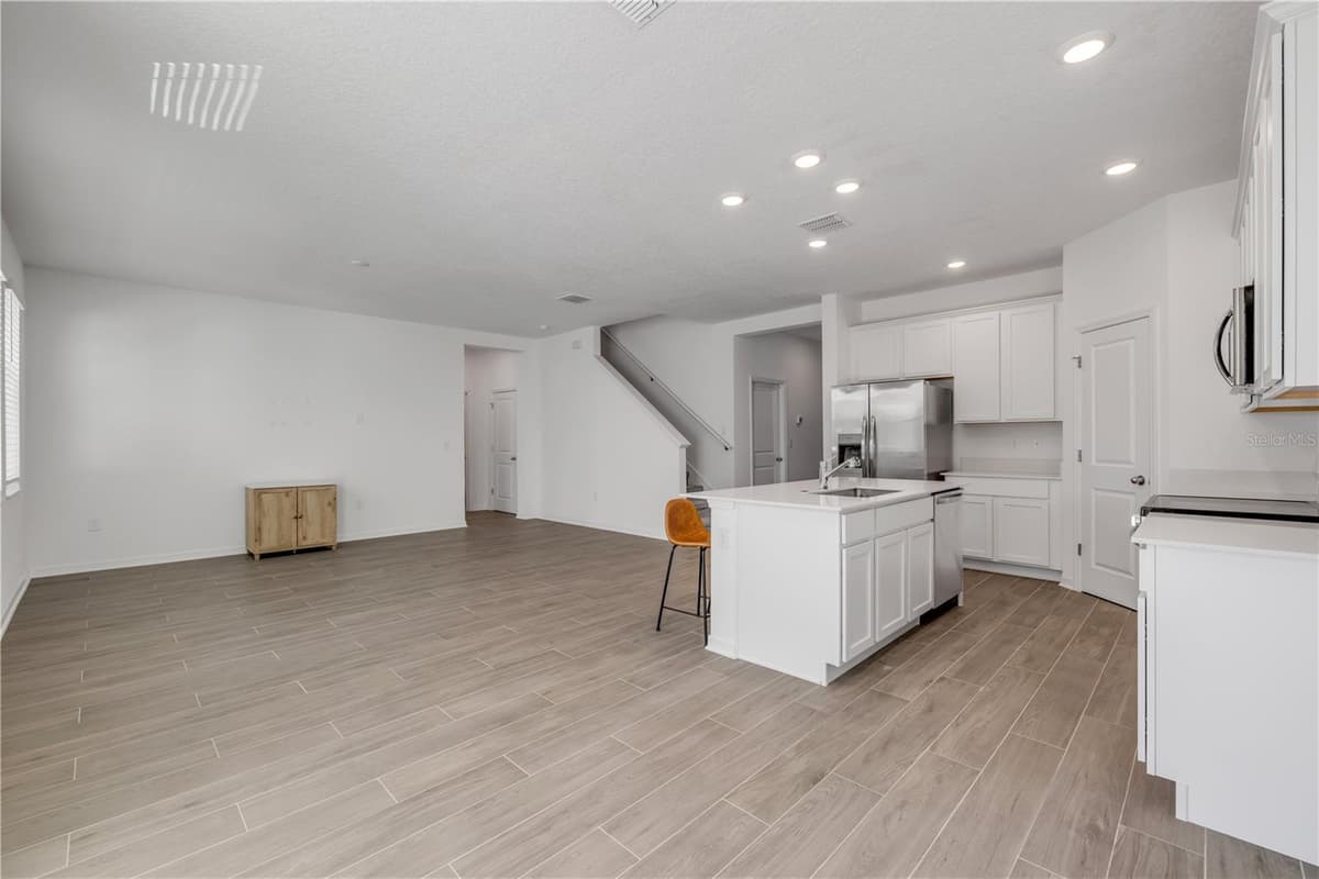 3975 WILLOWBROOK DRIVE — photo 34 of 79