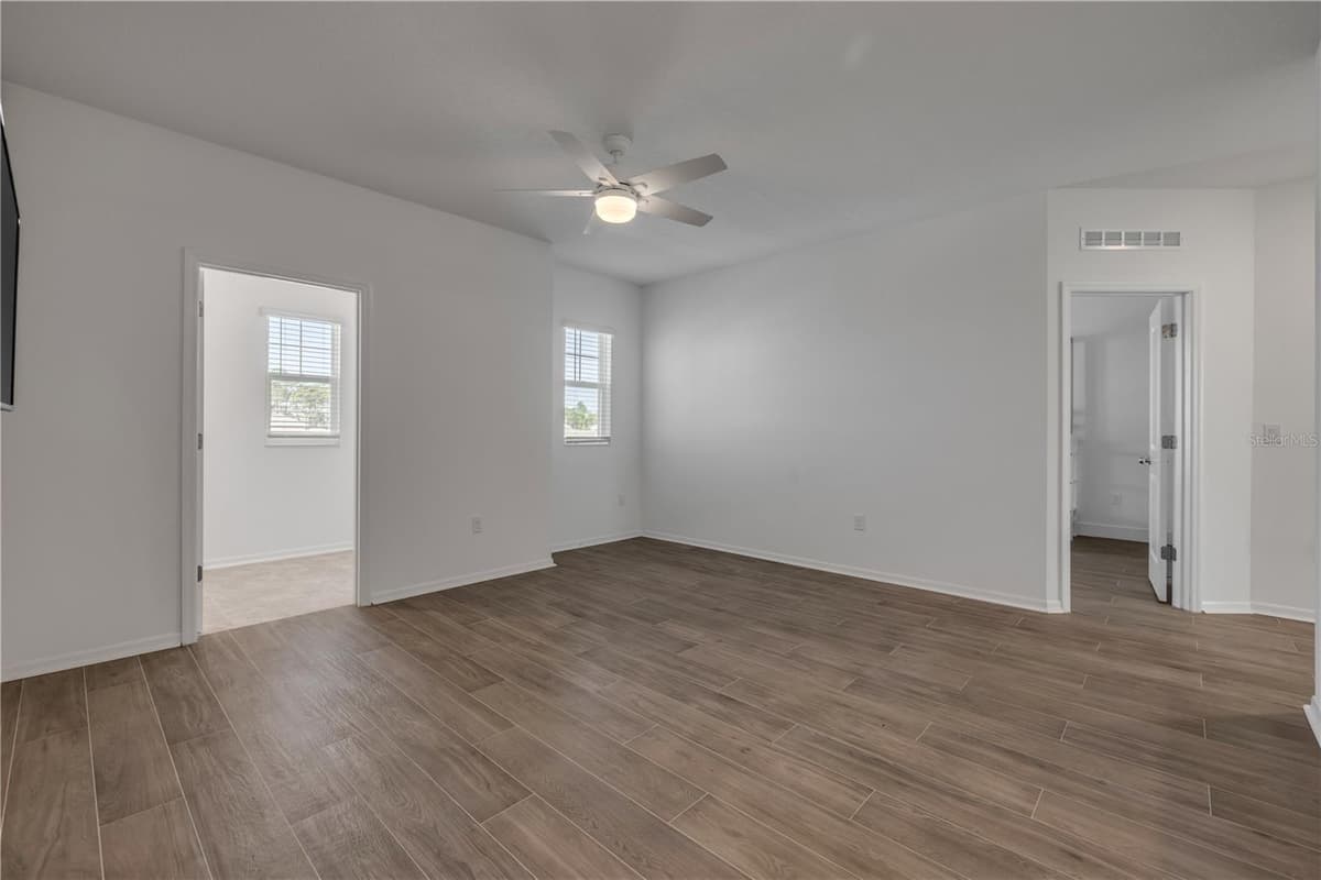 3975 WILLOWBROOK DRIVE — photo 38 of 79