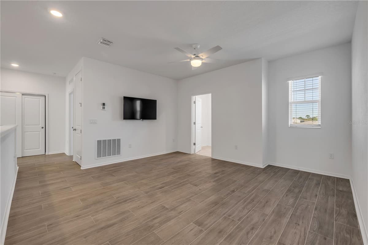 3975 WILLOWBROOK DRIVE — photo 39 of 79