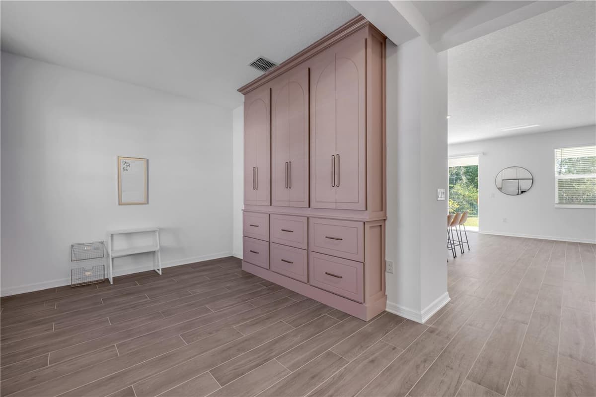3975 WILLOWBROOK DRIVE — photo 15 of 79