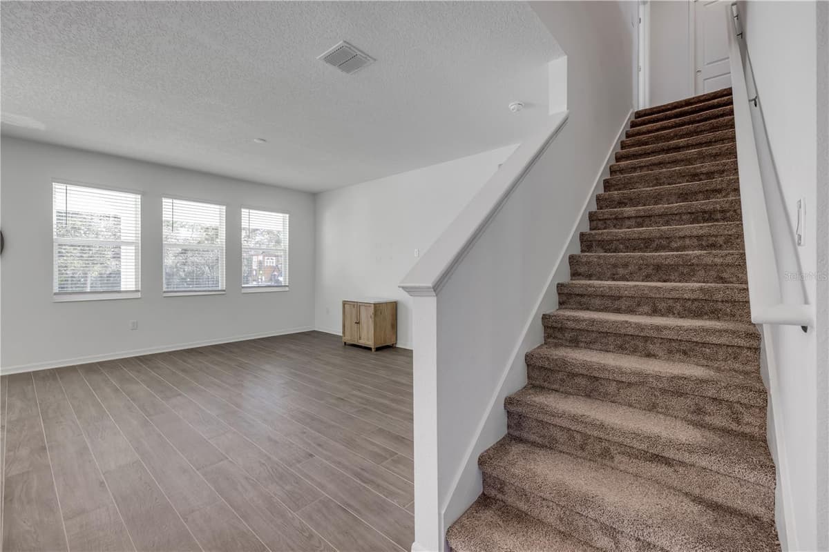3975 WILLOWBROOK DRIVE — photo 37 of 79