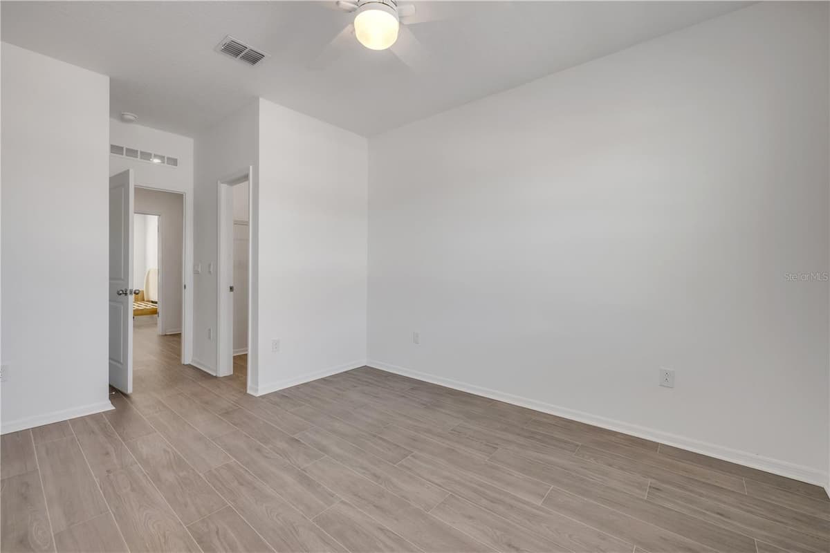 3975 WILLOWBROOK DRIVE — photo 52 of 79