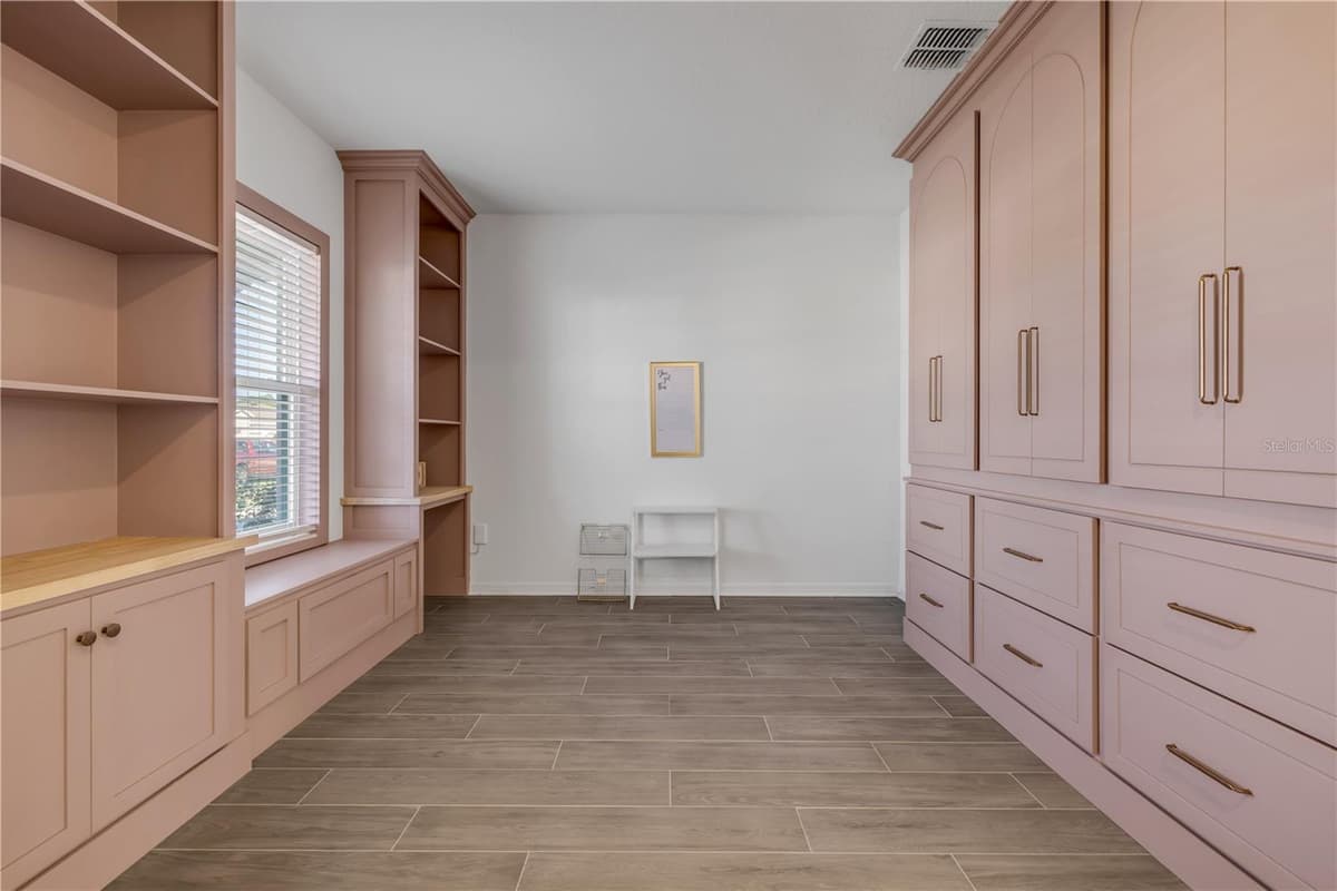 3975 WILLOWBROOK DRIVE — photo 16 of 79