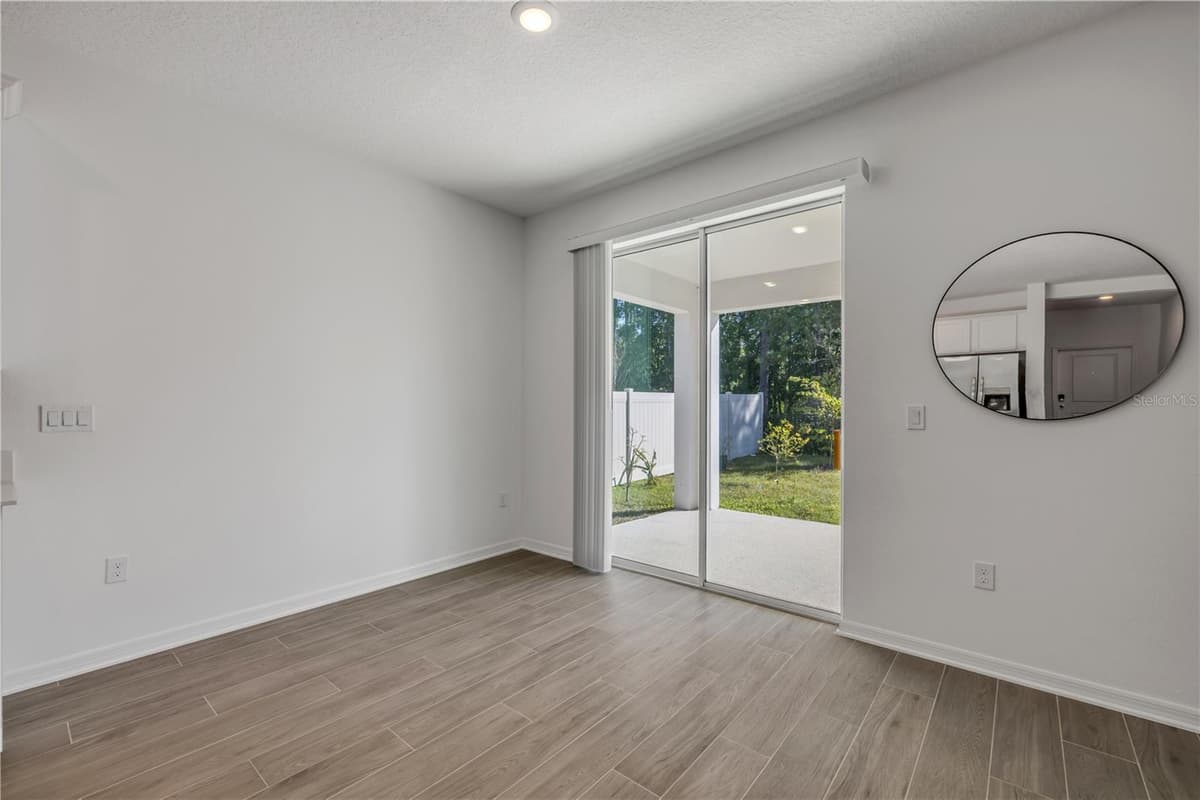 3975 WILLOWBROOK DRIVE — photo 33 of 79