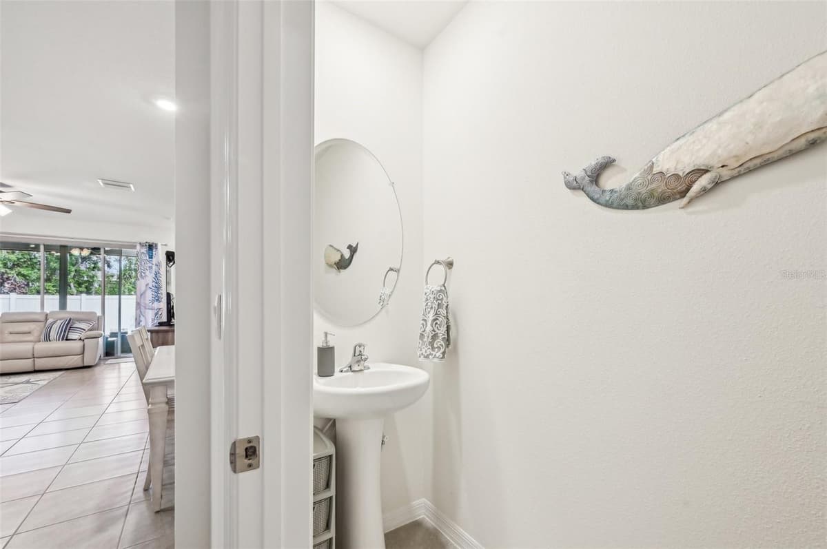 16646 MAUDE DRIVE — photo 14 of 53