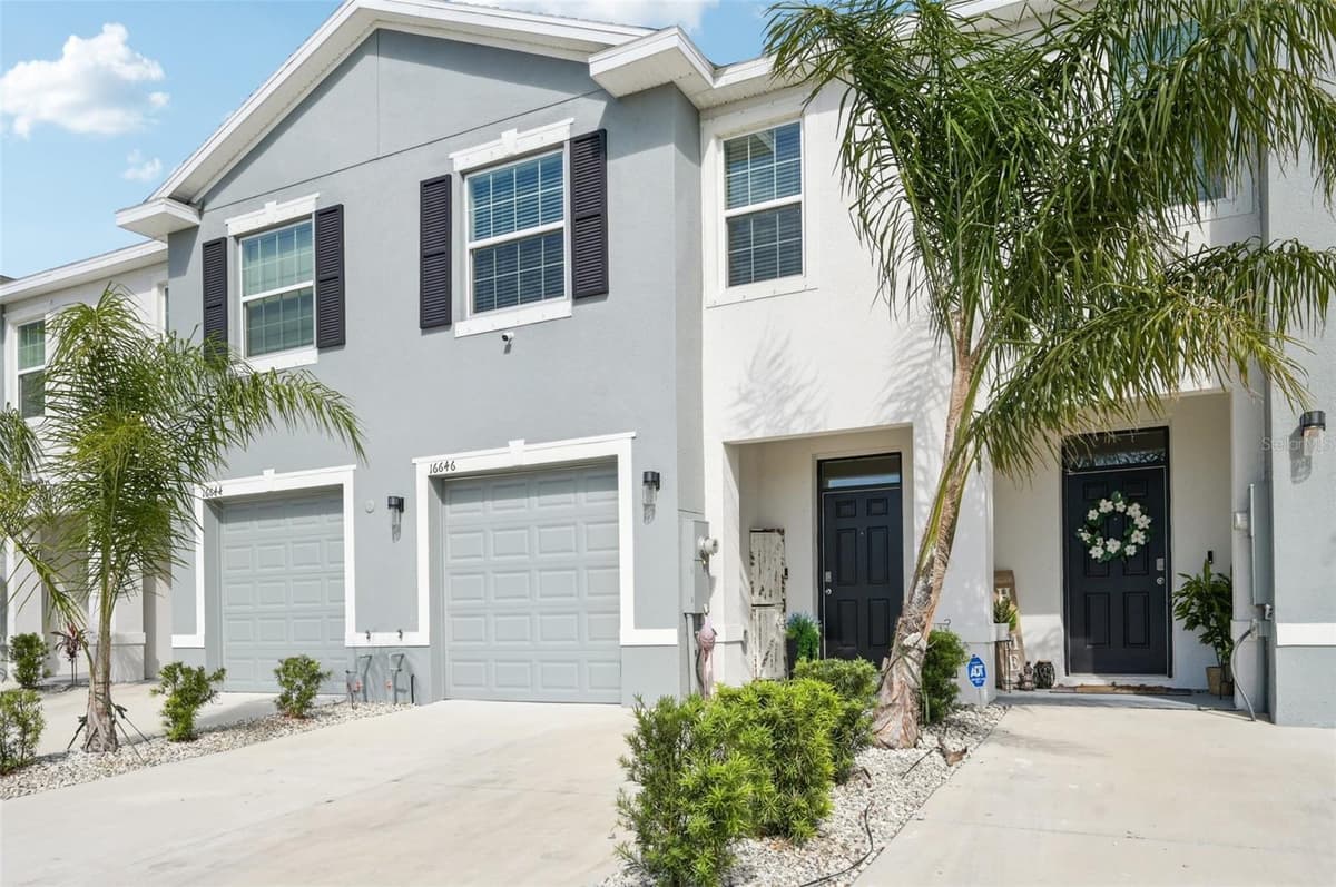 16646 MAUDE DRIVE — photo 2 of 53