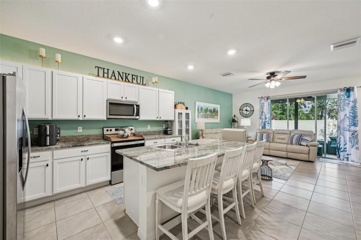 16646 MAUDE DRIVE — photo 10 of 53