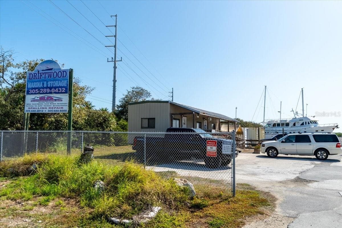 13900 OVERSEAS HWY — photo 38 of 41