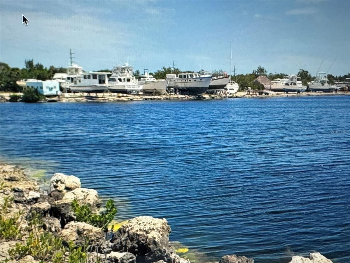13900 OVERSEAS HWY — photo 8 of 41