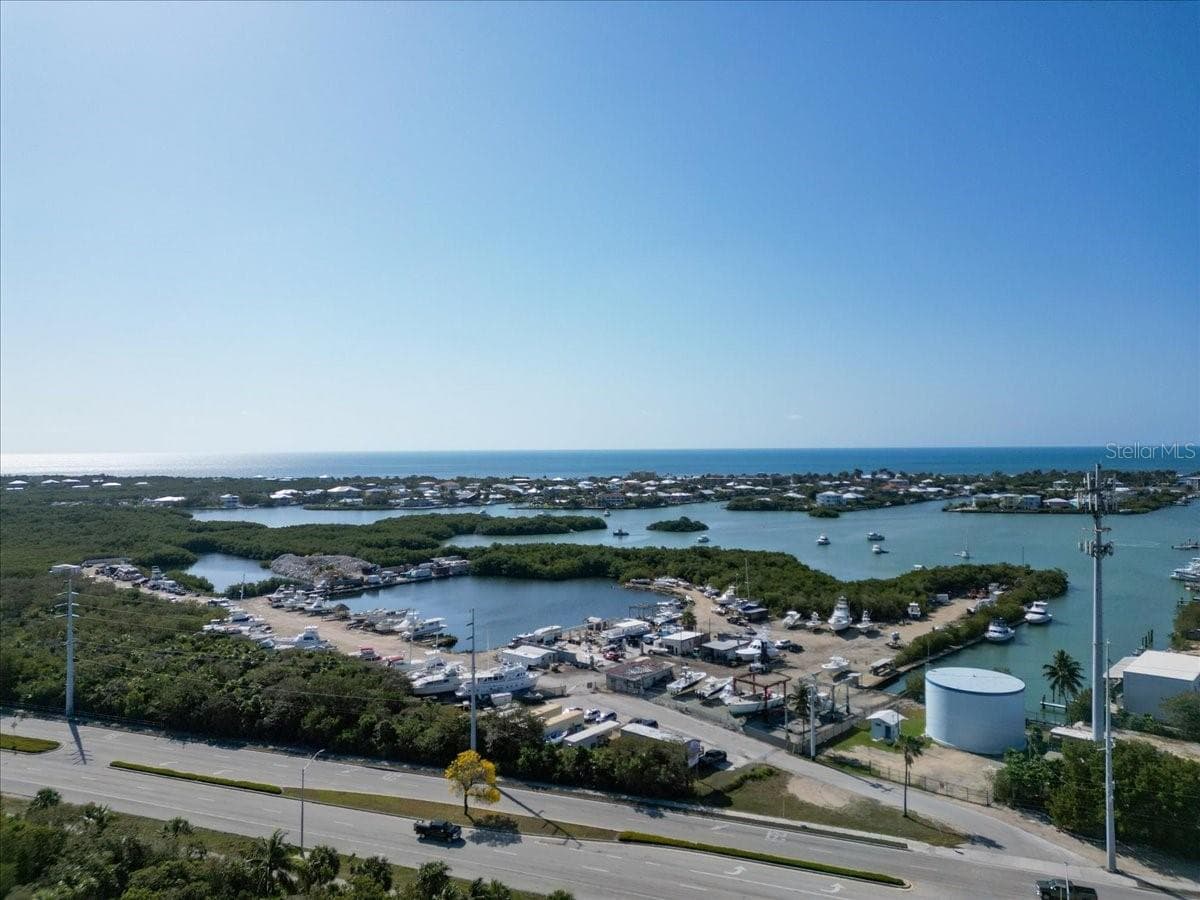 13900 OVERSEAS HWY — photo 29 of 41