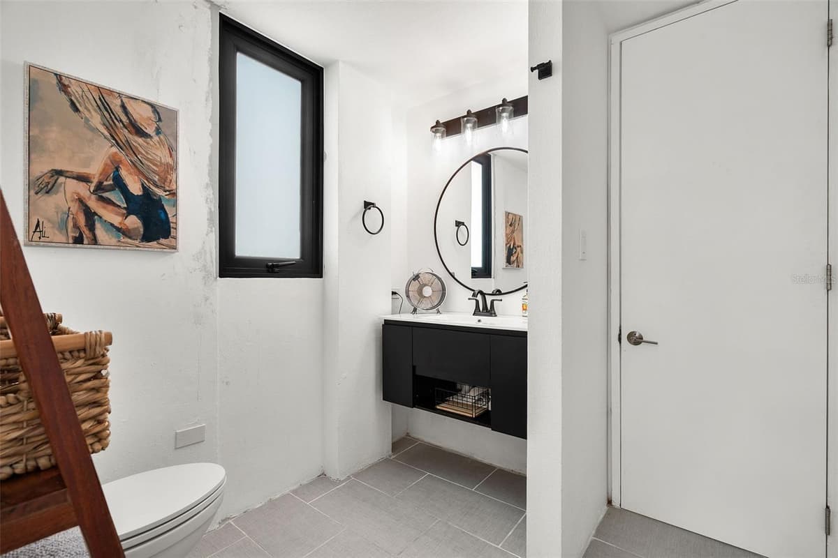 113-C EXT KENNEDY — photo 13 of 24